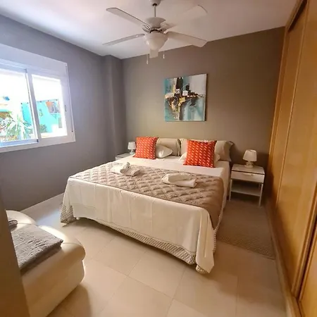 Bonita Casa En * Nerja