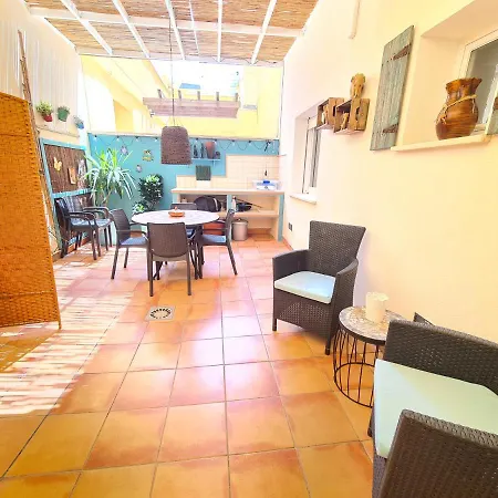 Bonita Casa En * Nerja
