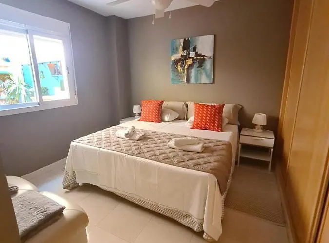 Bonita Casa En * Nerja